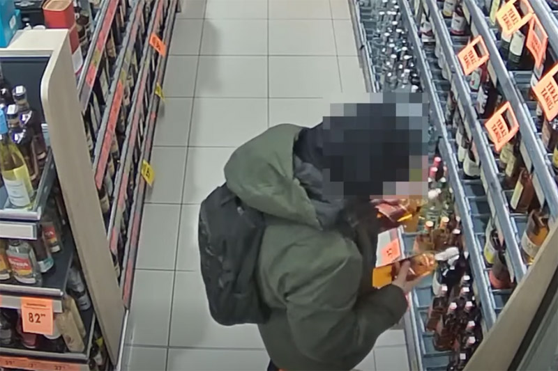 Kradł whisky w Biedronce