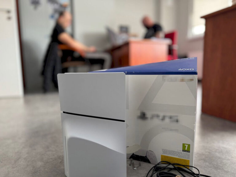 skradziona konsola do gier